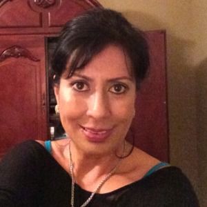 Meet your Posher, Claudia